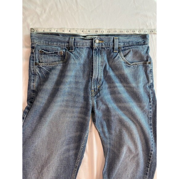 Levis 550 Men Relaxed Fit Blue Jeans Medium Wash Distressed Denim 36x32 EUC - Picture 6 of 10